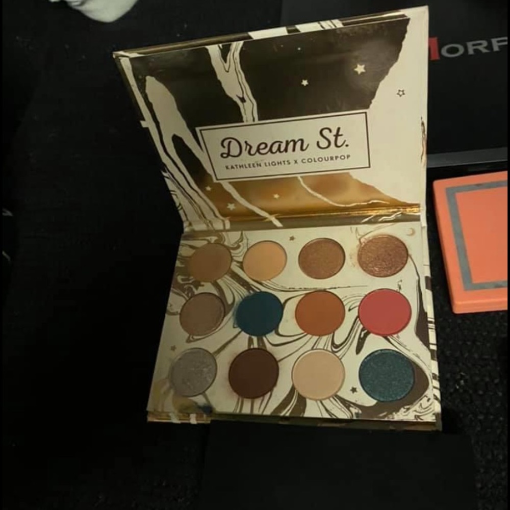 COPY - Colourpop dream st palette